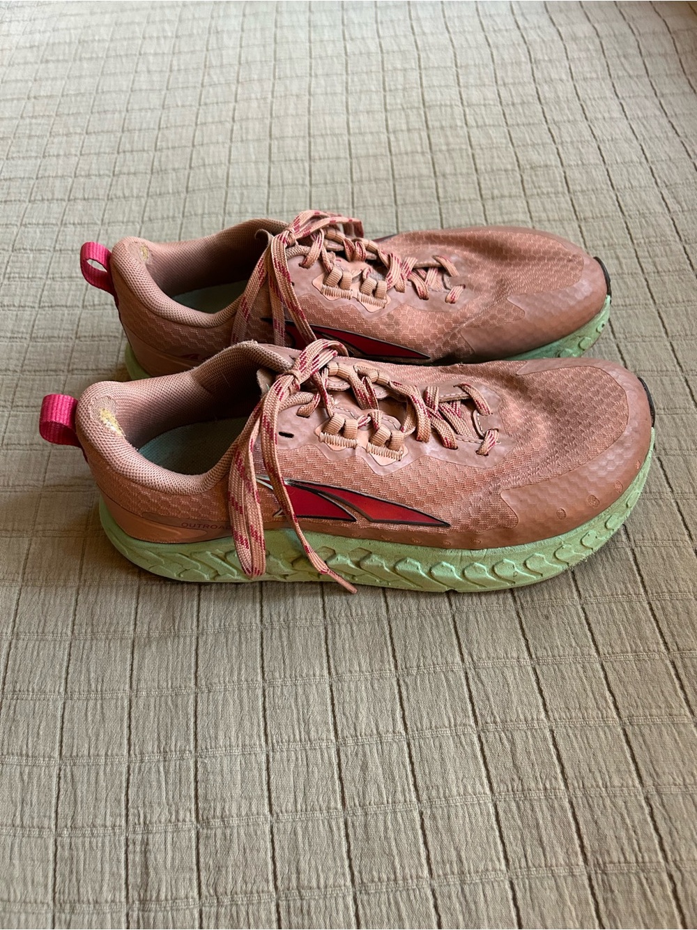 Altra Outroad Women's Shoes - Size 8.5